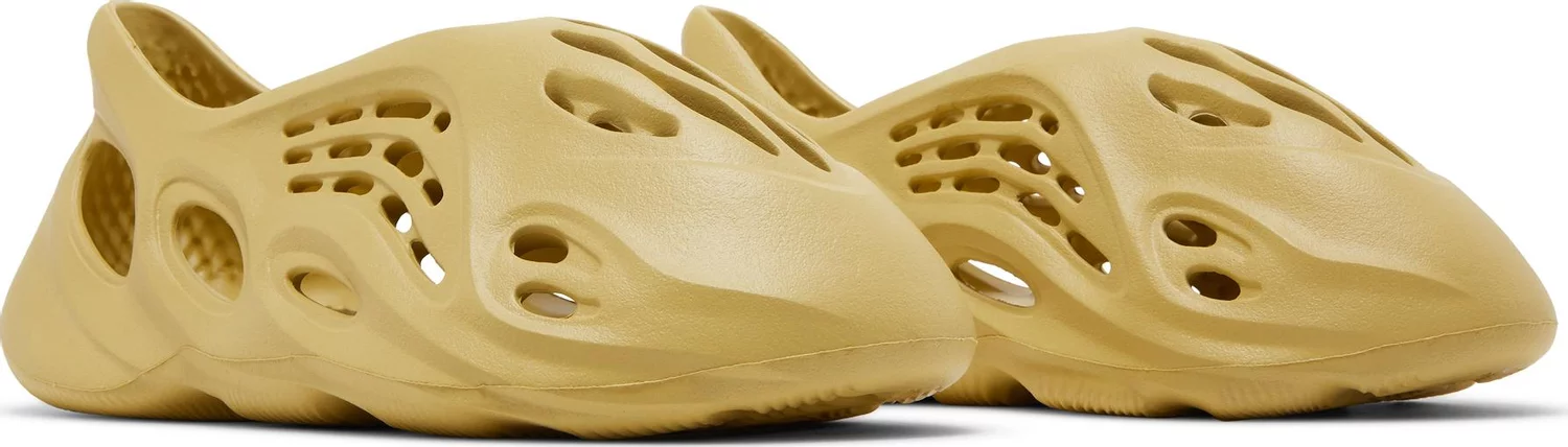 Adidas Yeezy Foam RNNR 'Sulfur' - Image 5