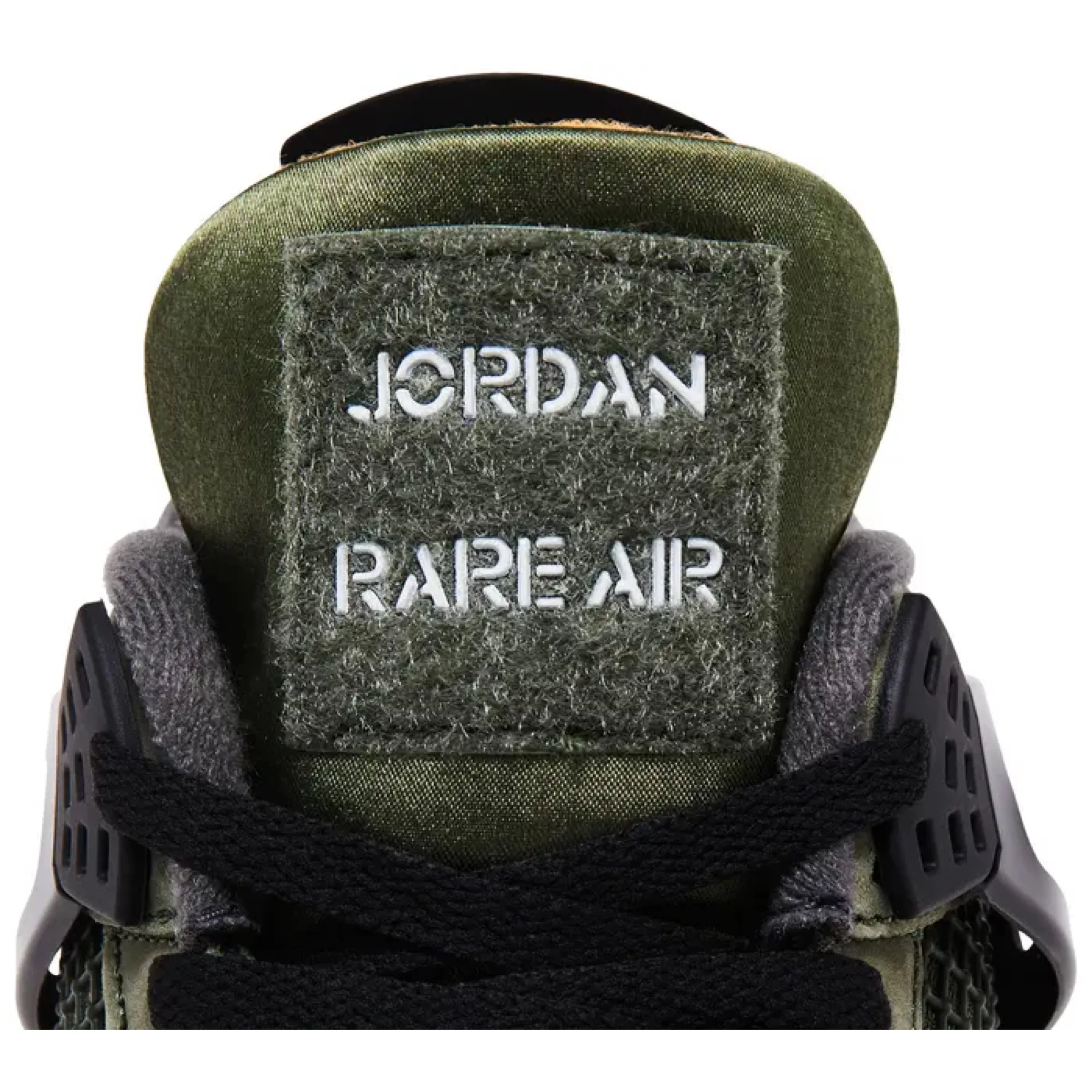 Air Jordan 4 Retro OG SP 'Undefeated' (2025) - Image 6