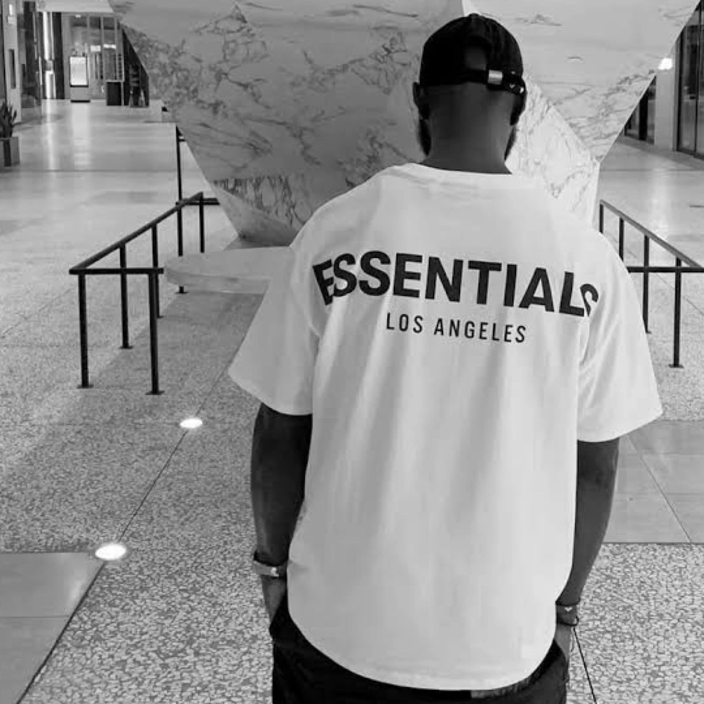FEAR OF GOD ESSENTIALS Los Angeles 3M Logo T-Shirt - White - Image 3