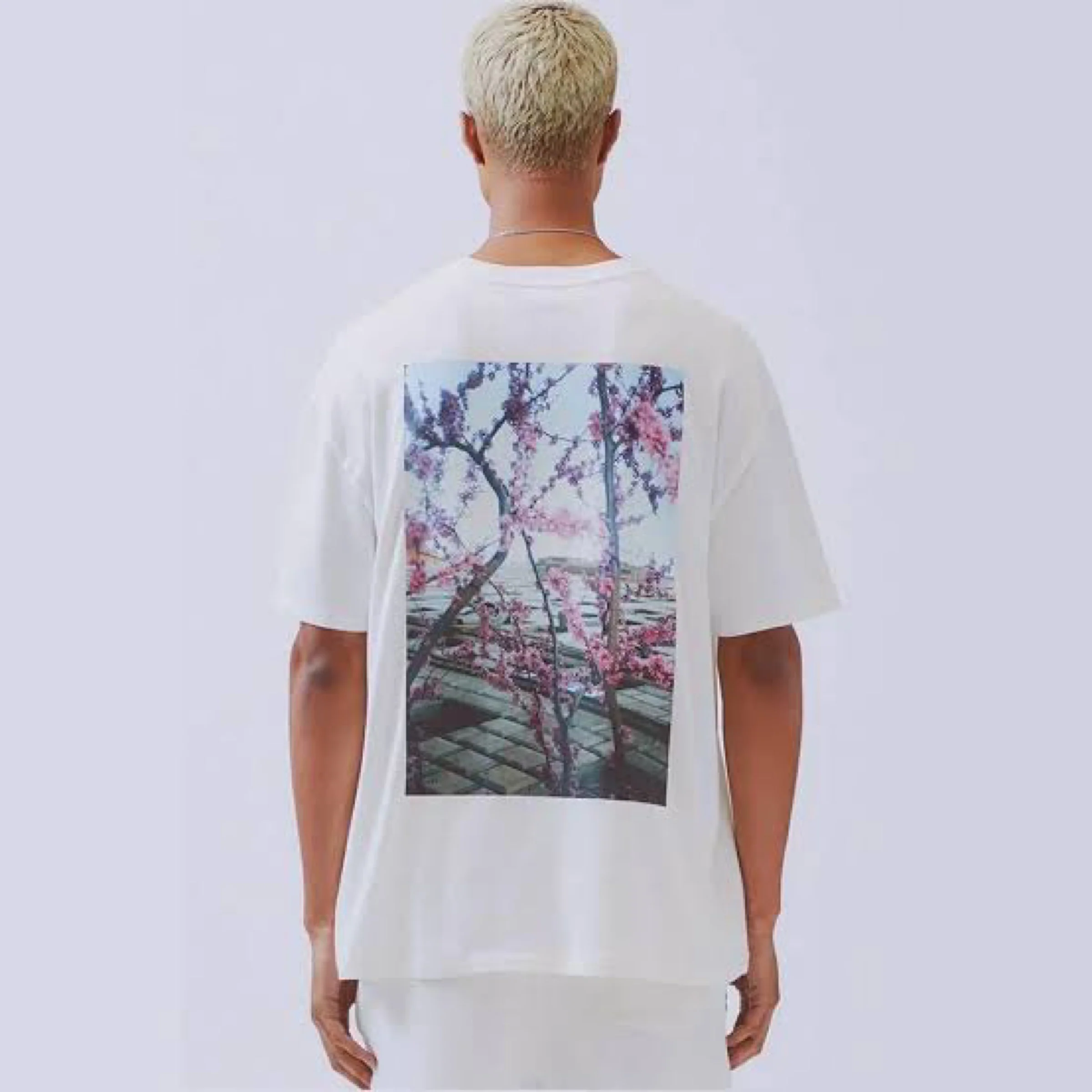 FEAR OF GOD ESSENTIALS Photo Series T-Shirt - White - Image 3