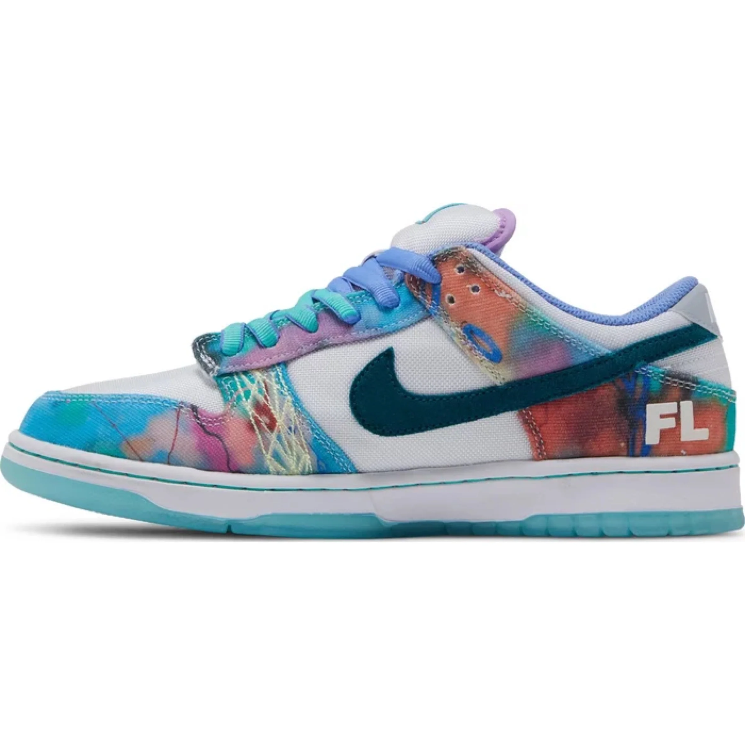 Futura Laboratories x Nike SB Dunk Low 'Bleached Aqua' - Image 2