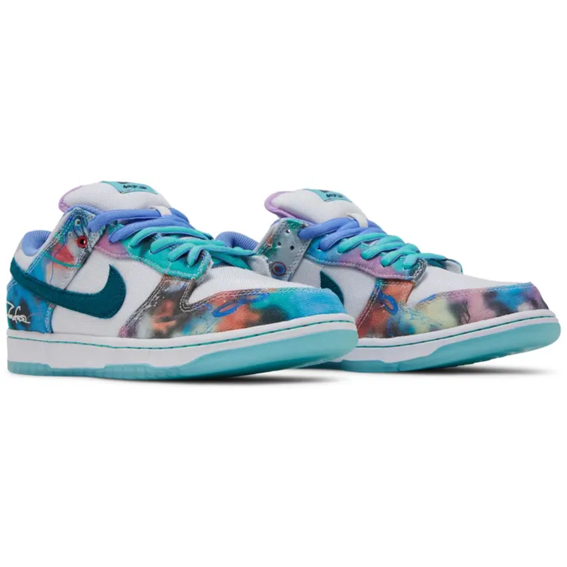 Futura Laboratories x Nike SB Dunk Low 'Bleached Aqua' - Image 5
