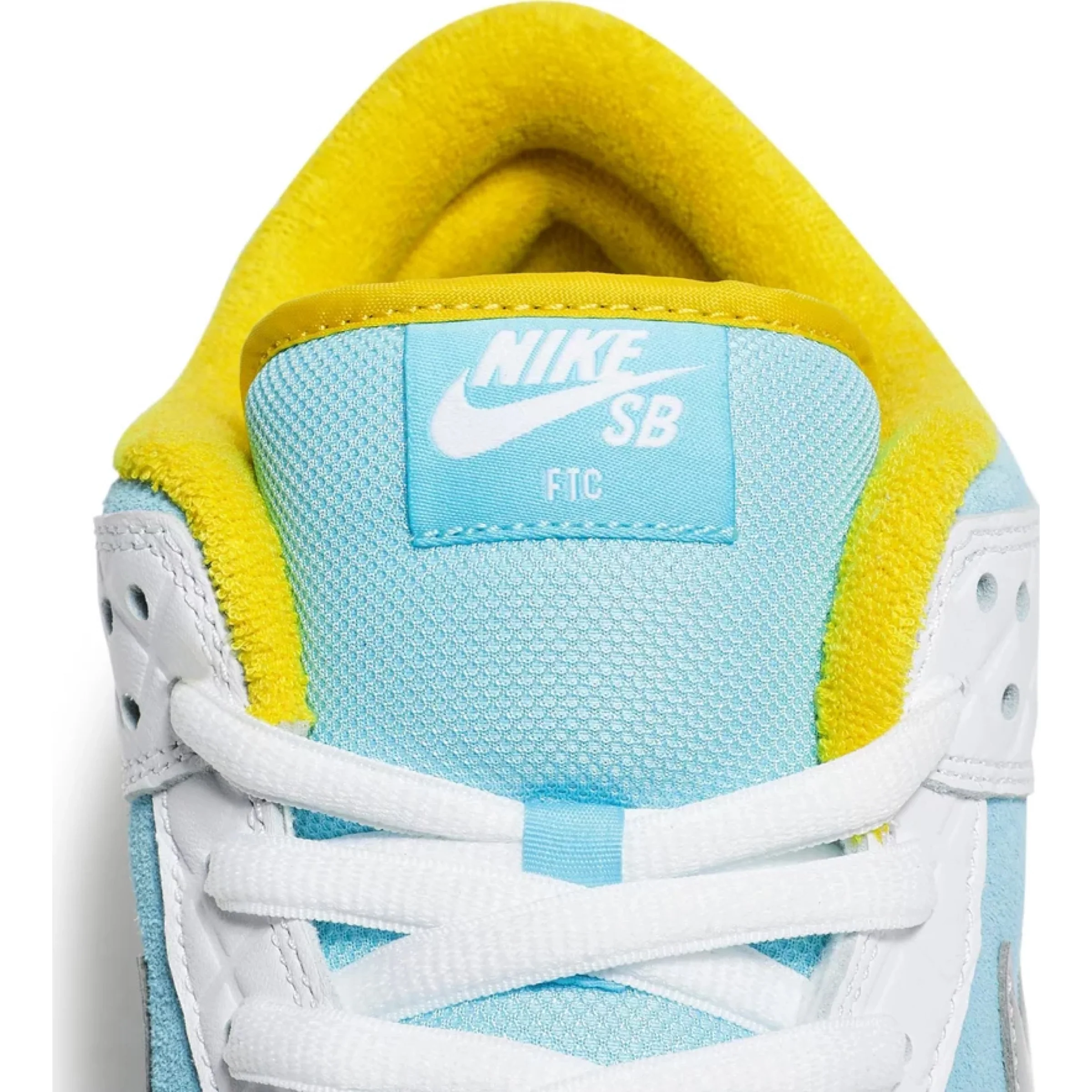 Nike SB Dunk Low Pro 'FTC Lagoon Pulse' - Image 6
