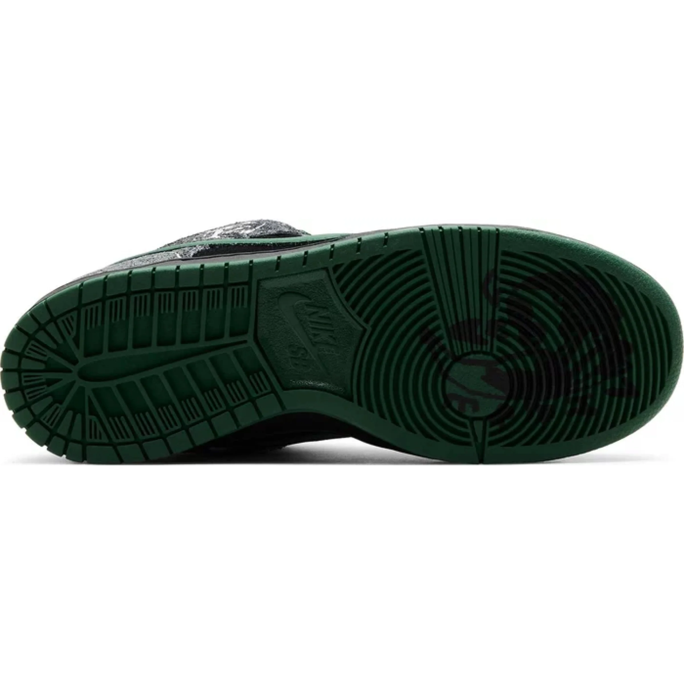 Nike SB Dunk Low 'There Skateboards' - Image 3