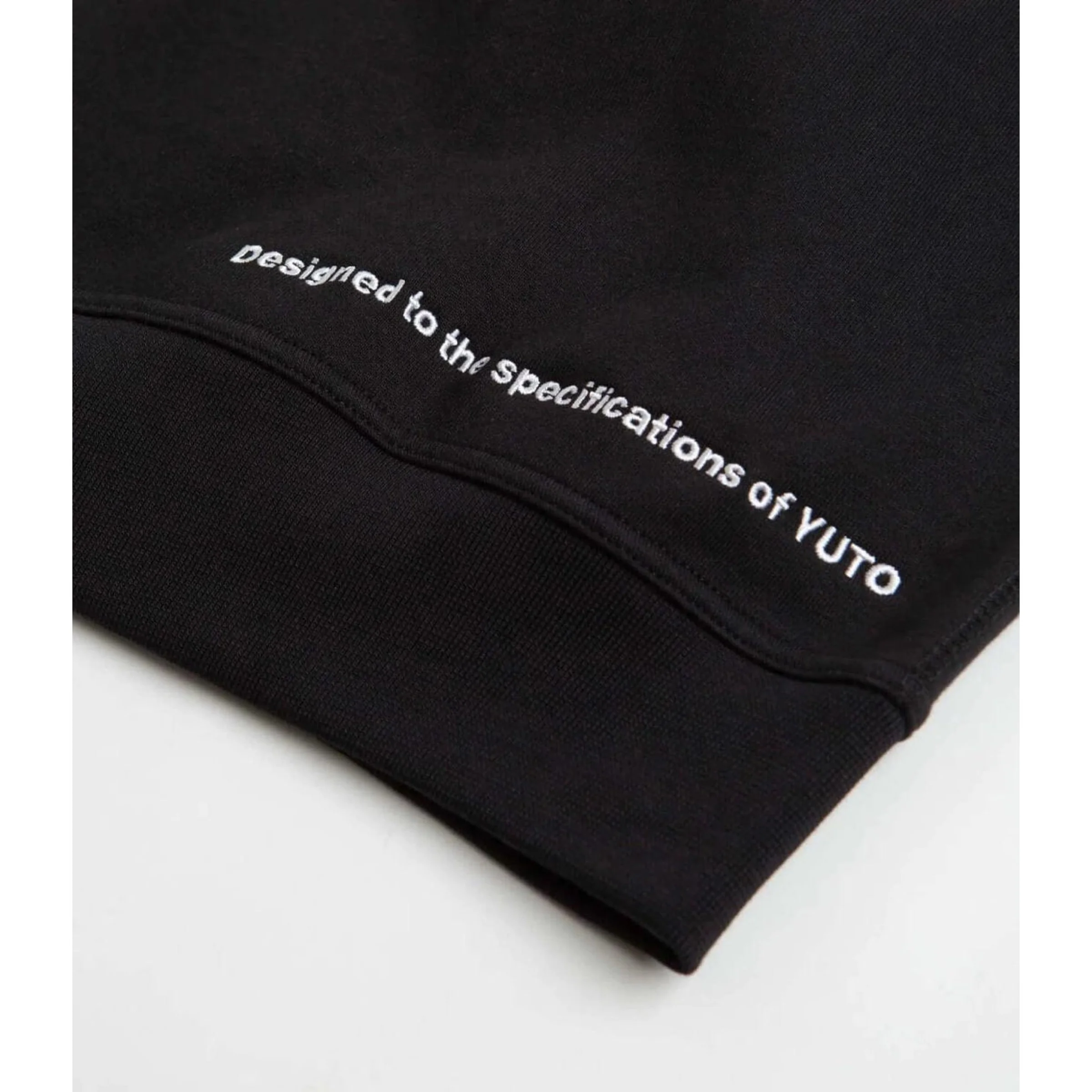 Nike SB Yuto Max90 Skate Hoodie - Black - Image 5