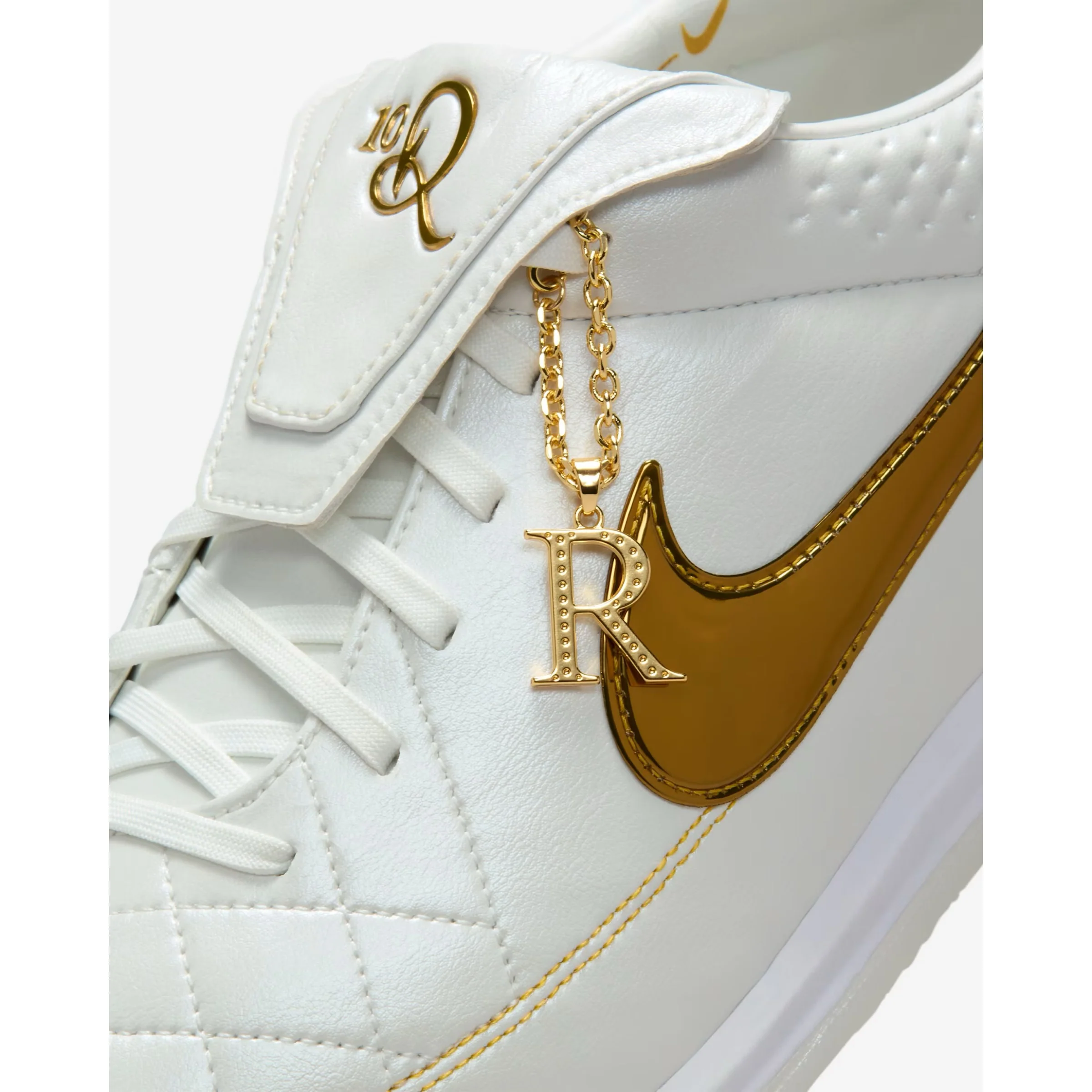 Nike Tiempo Legend 'Ronaldinho Touch of Gold' - Image 9