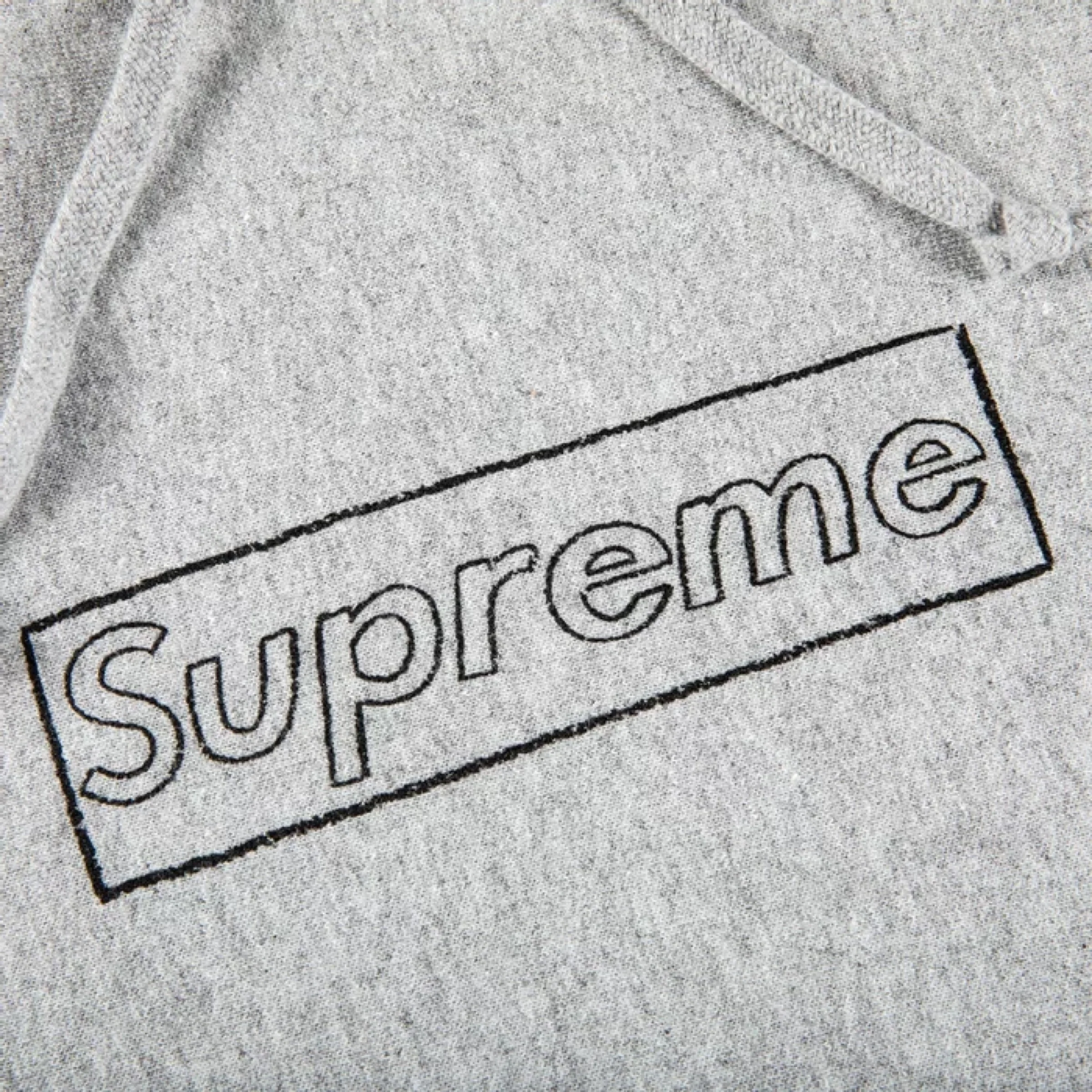 Supreme x KAWS Chalk Logo Hoodie - Heather Grey (SS21) - Image 2