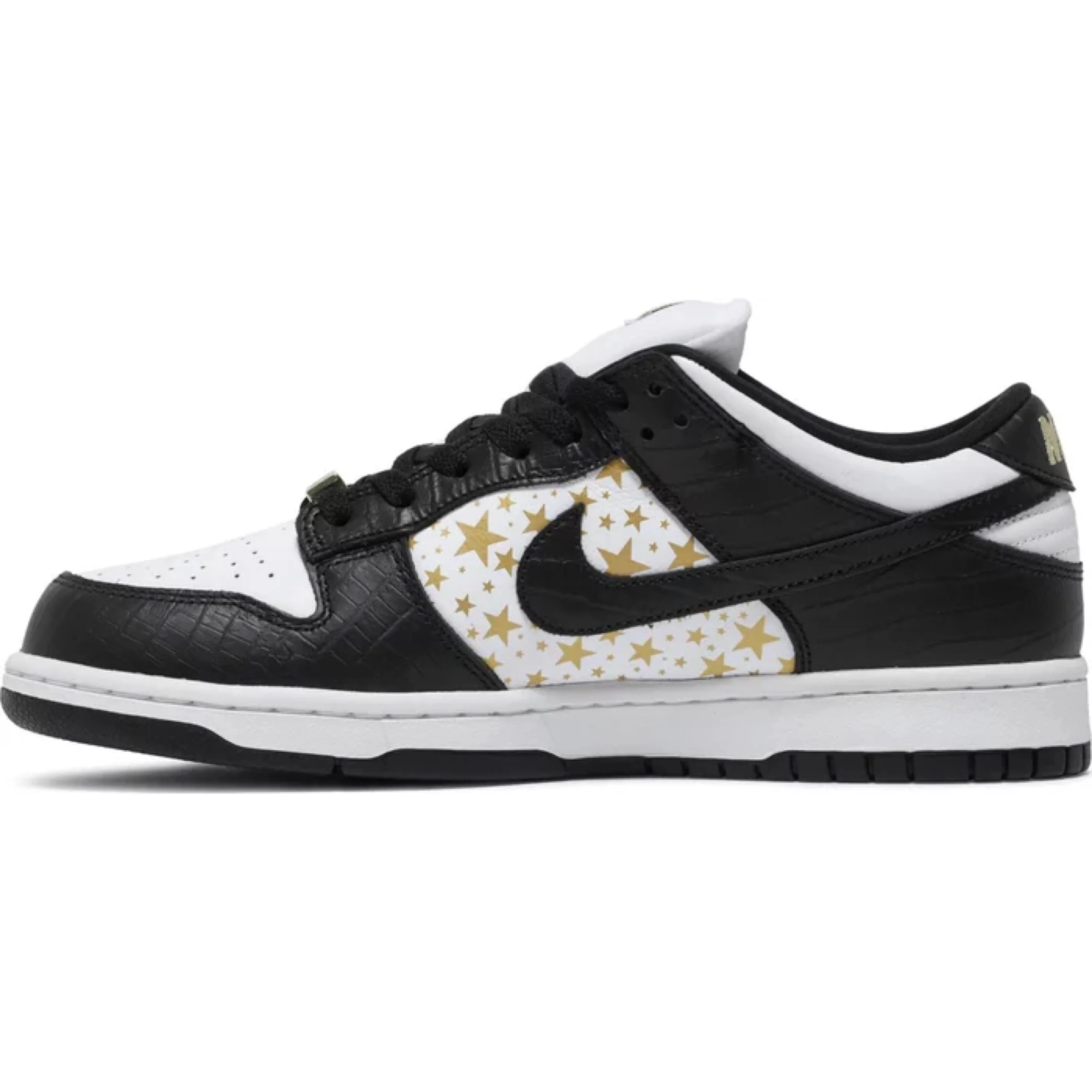 Supreme x Nike SB Dunk Low 'Black' (2021) - Image 2