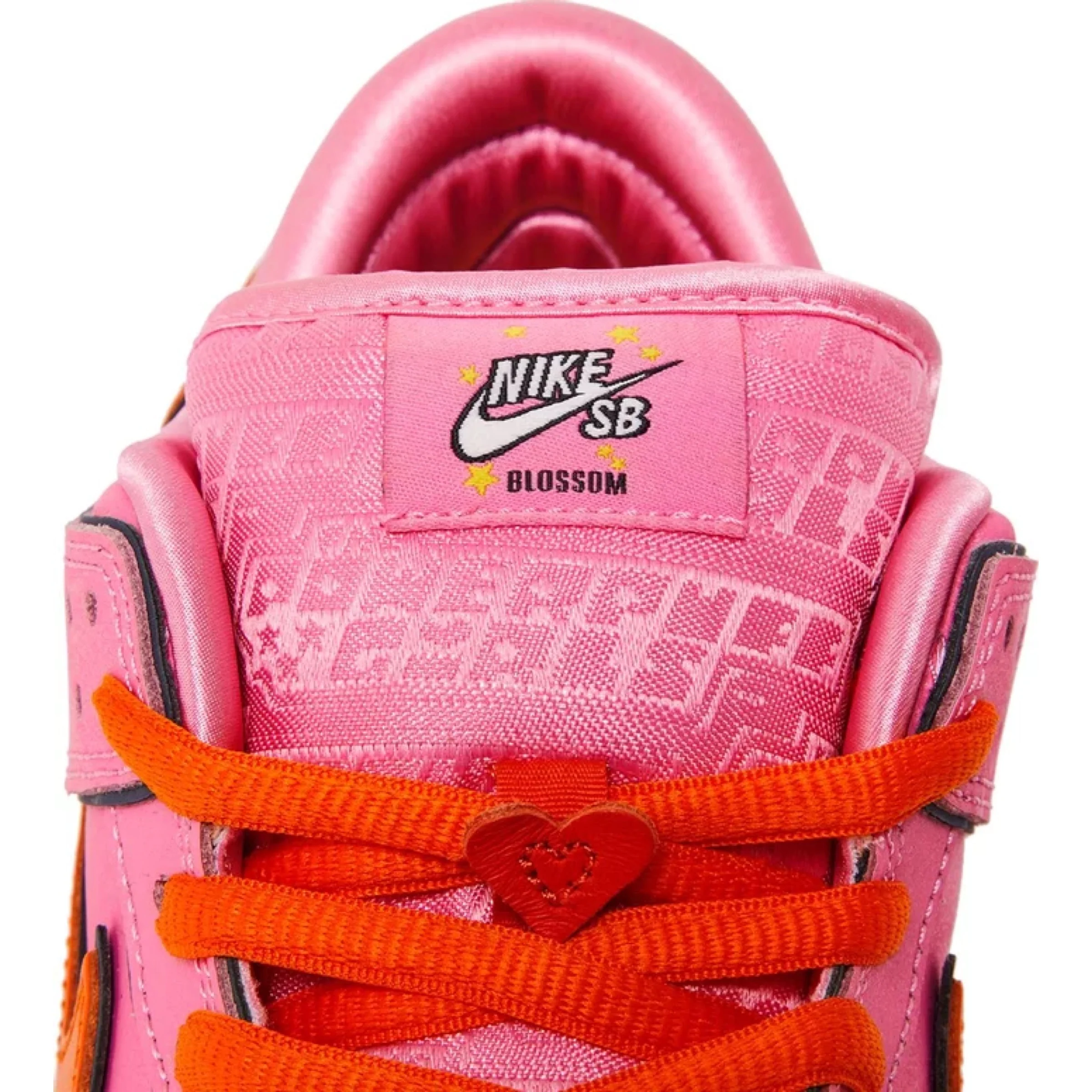 The Powerpuff Girls x Nike SB Dunk Low 'Blossom' - Image 6