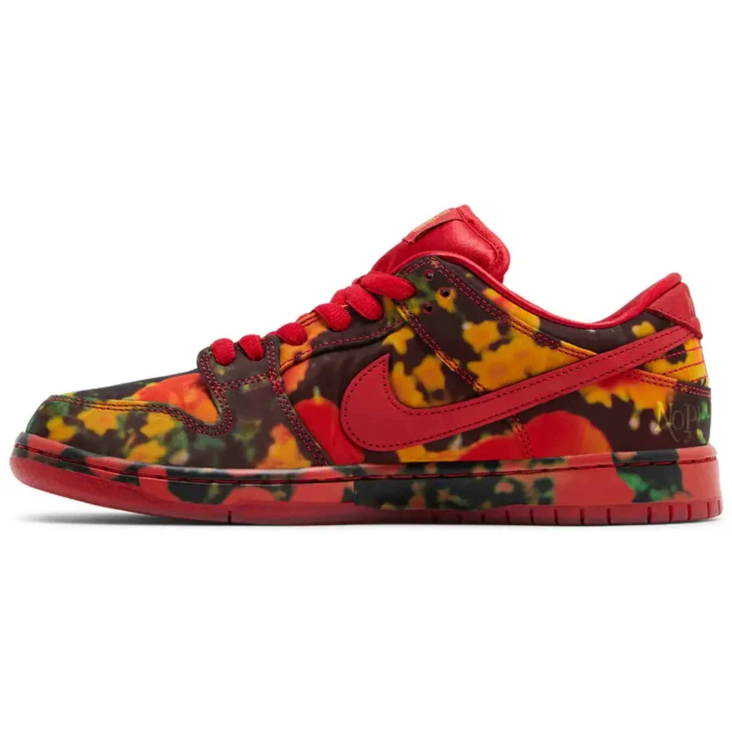 The Wizard of Oz x Nike SB Dunk Low 'Poppy Field' - Image 2