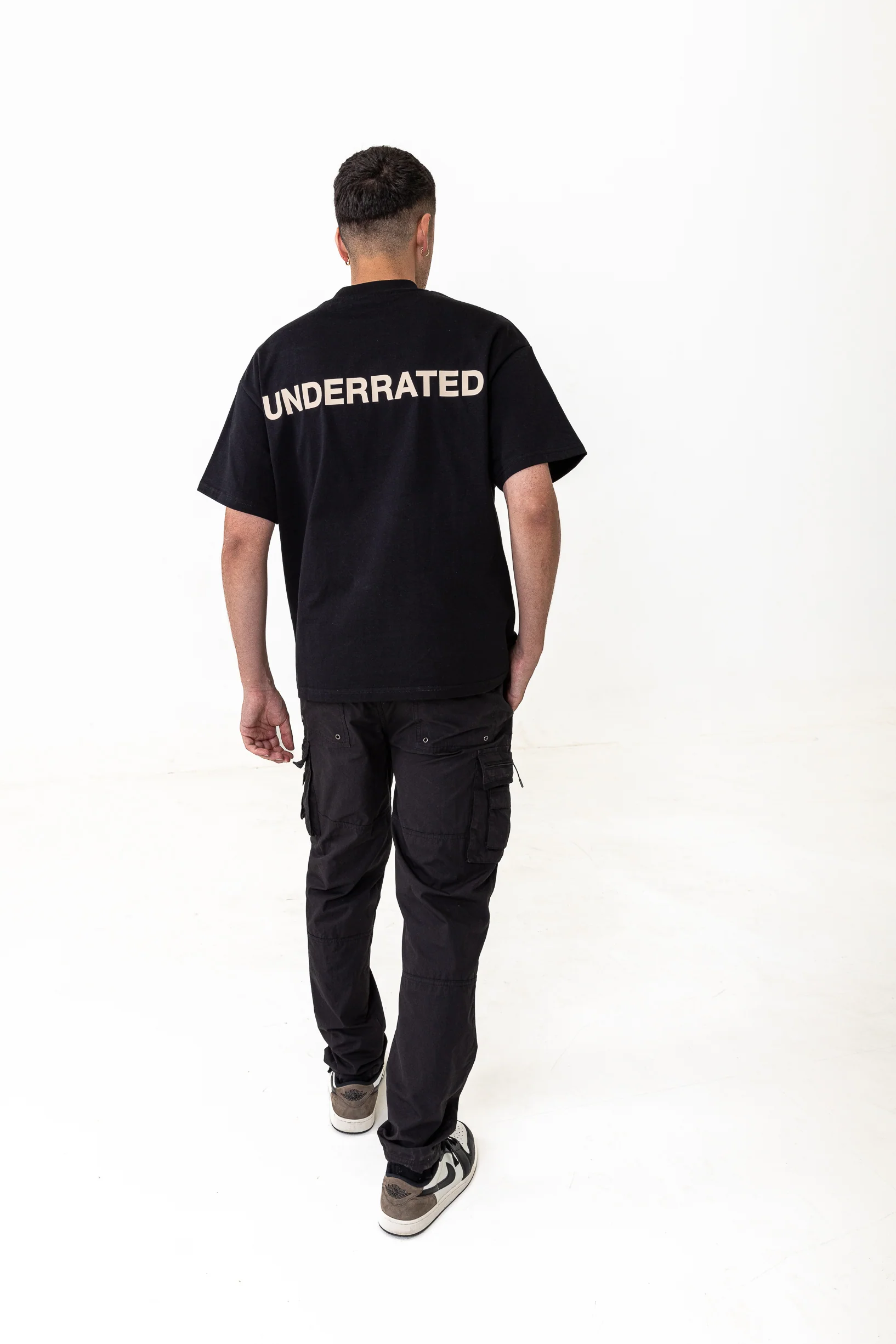 UNDERRATED Classic Logo T-Shirt - Black - Image 10