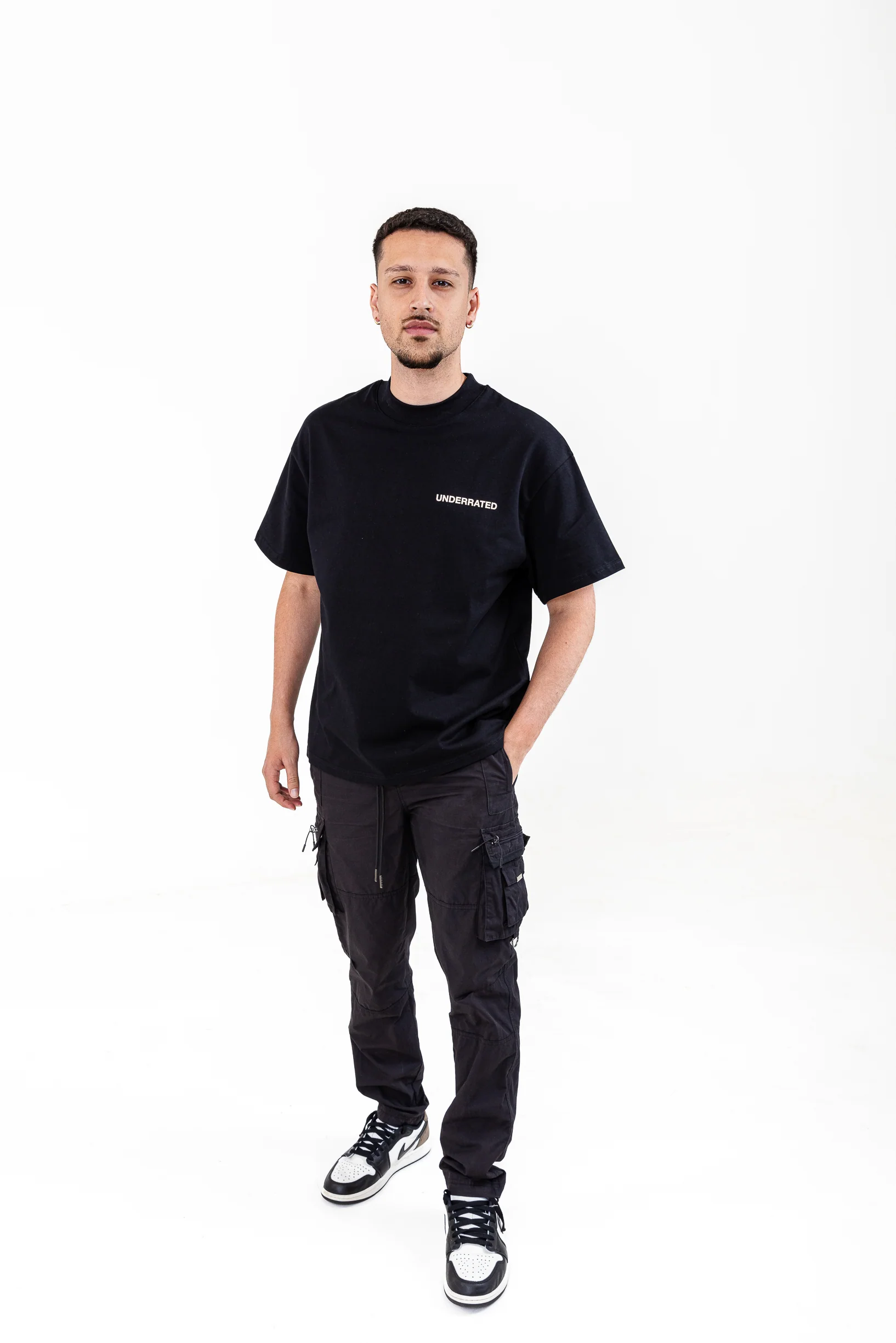 UNDERRATED Classic Logo T-Shirt - Black - Image 9