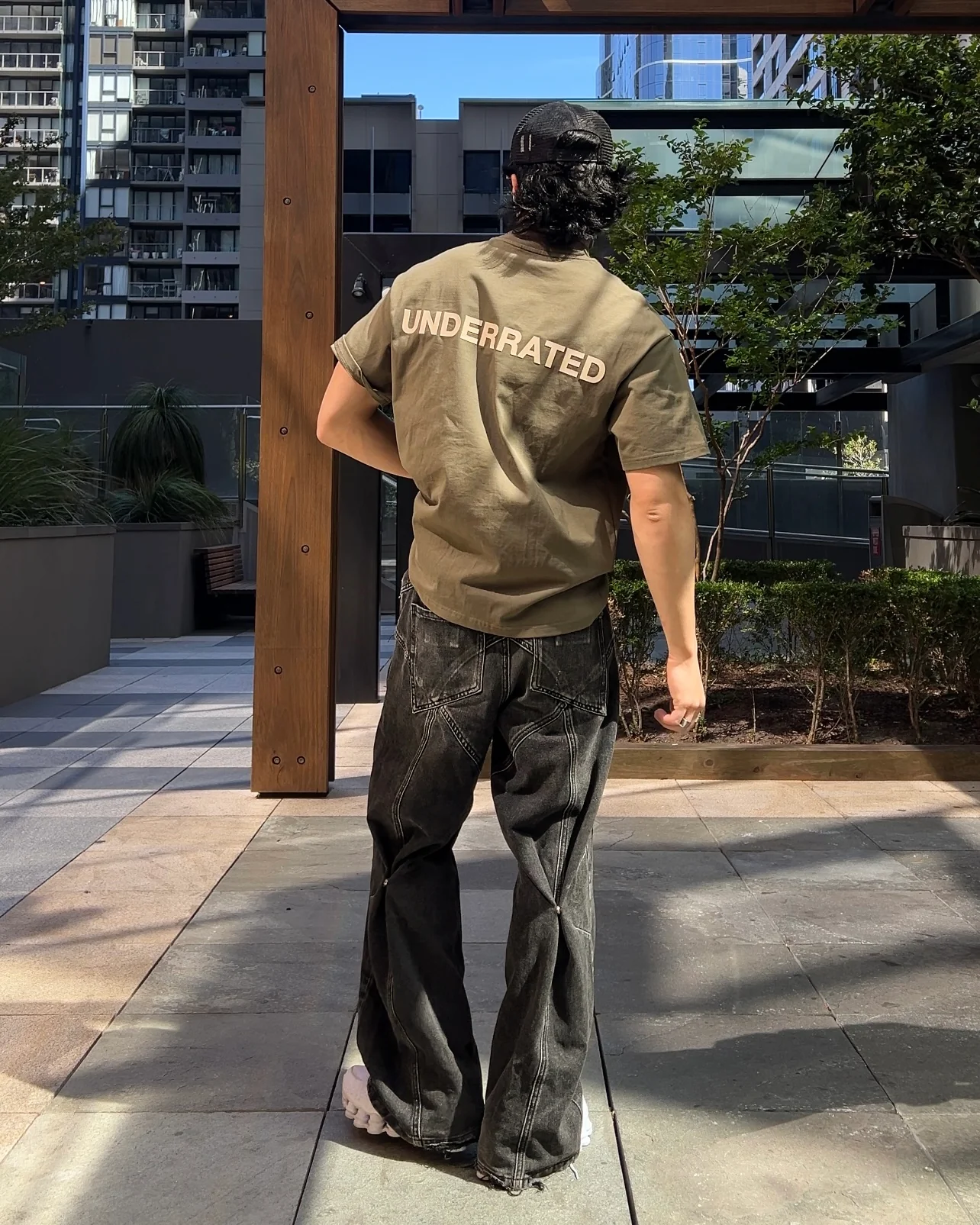 UNDERRATED Classic Logo T-Shirt - Khaki - Image 5