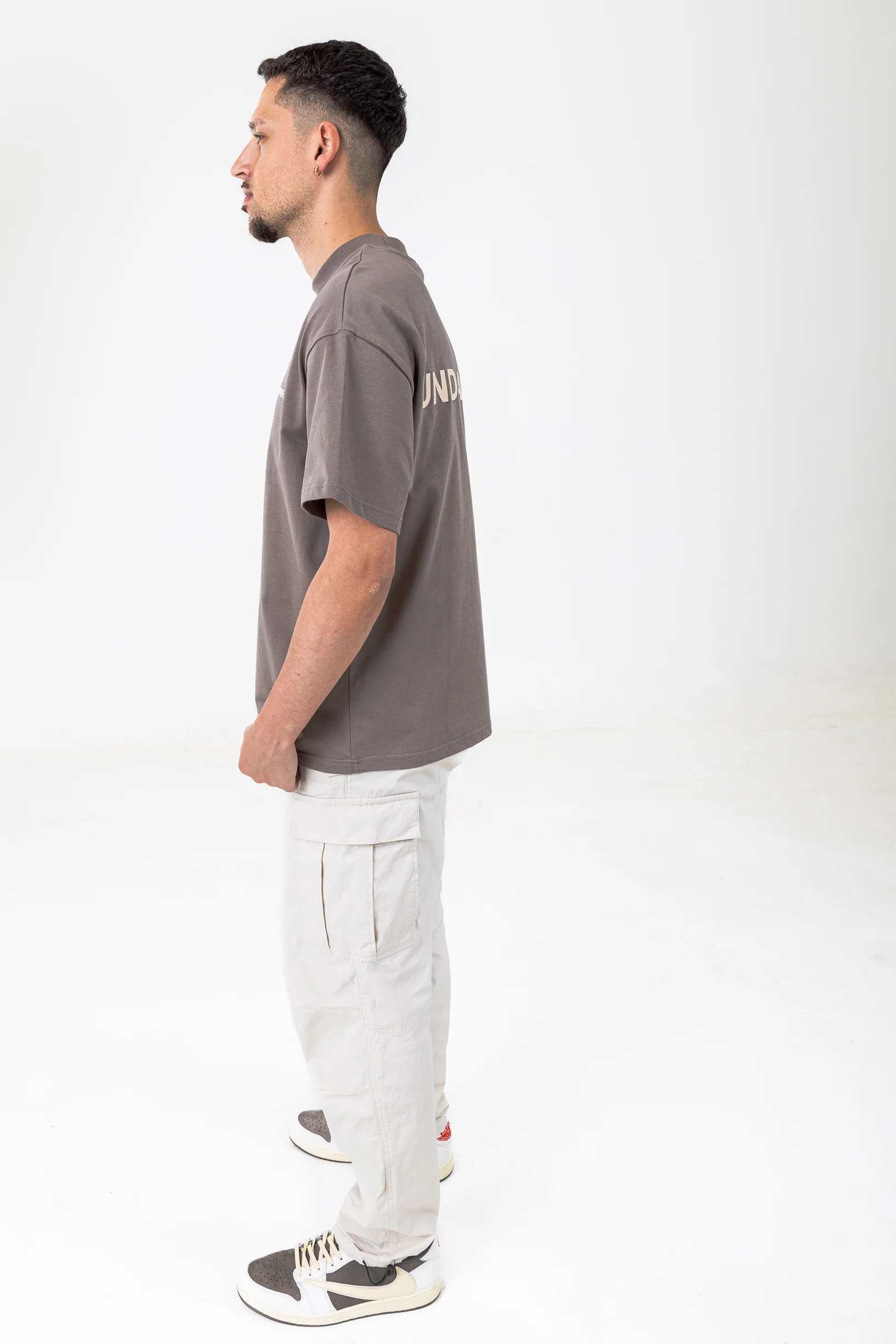 UNDERRATED Classic Logo T-Shirt - Mocha - Image 5